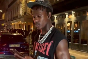 巴黎夜店捕捉埃梅加身影，他称自己为艺术家而非球星